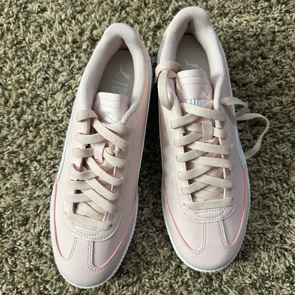 Puma women’s shoes